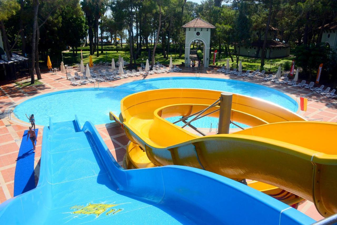 Meder Resort Hotel เกเมร์ ภายนอก รูปภาพ